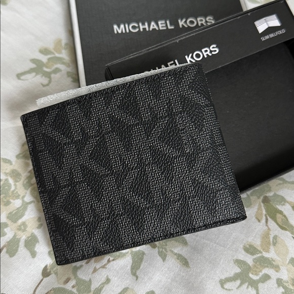 NIB Michael Kors Men’s Black Wallet - Picture 3 of 8